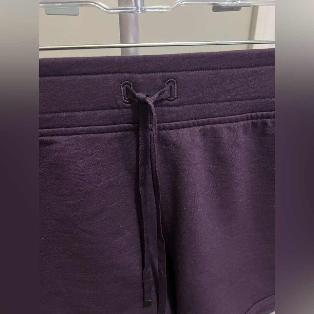 Victoria Secret Sport Medium Rise Drawstring Ruffle Shorts Size Medium N… - Picture 4 of 14
